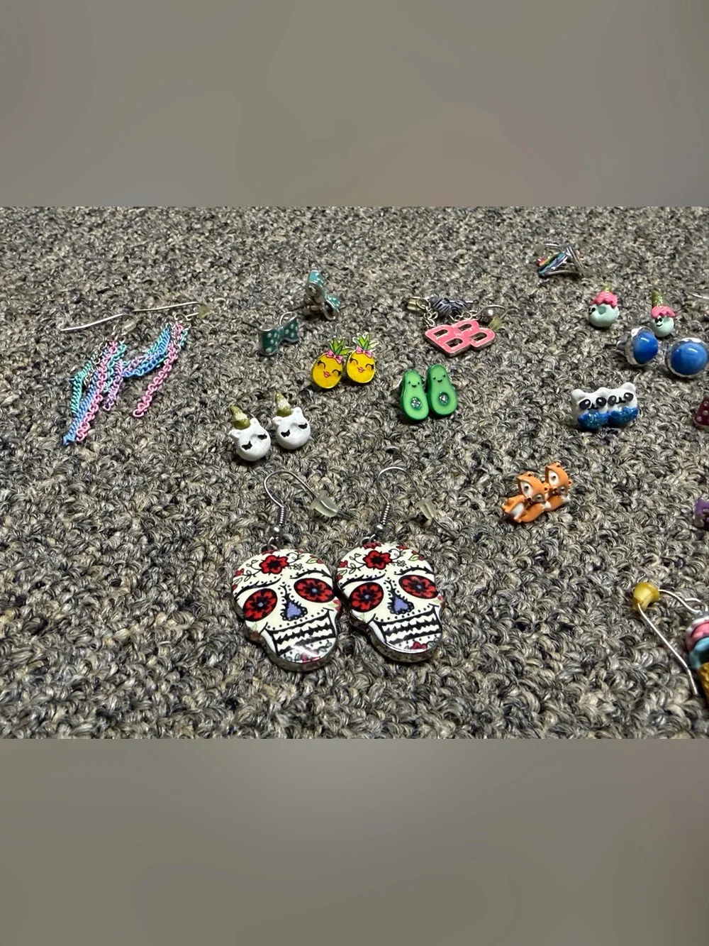 Assorted Women’s & Girls Earrings Lot